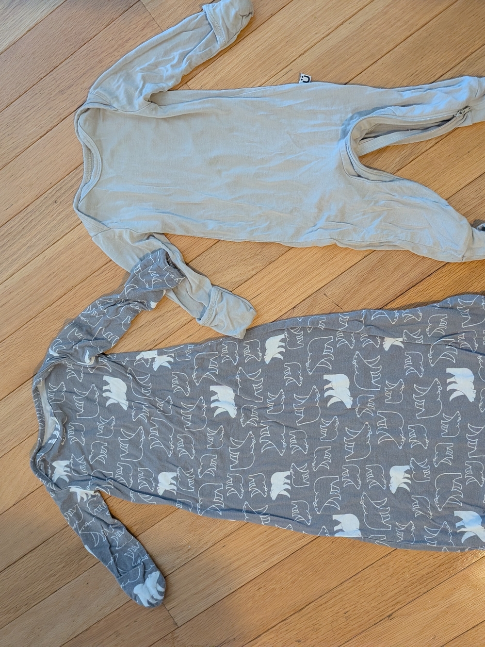Gray Bear-Print Sleep Sack for Babies - Soft Cozy Sleepwear